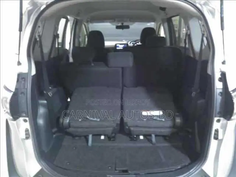Toyota Sienta X PACKAGE 2021