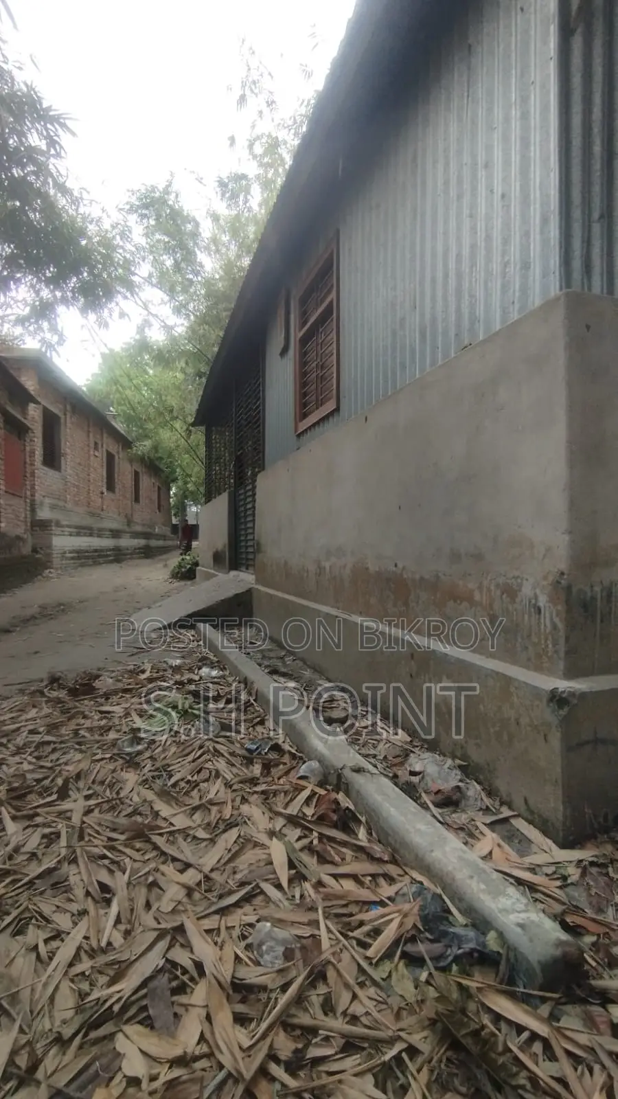 Land with House in Sirajganj City at 5.5 Lakh per Decimal