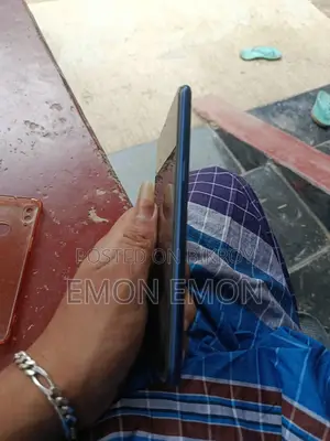Samsung Galaxy A10s . (Used)