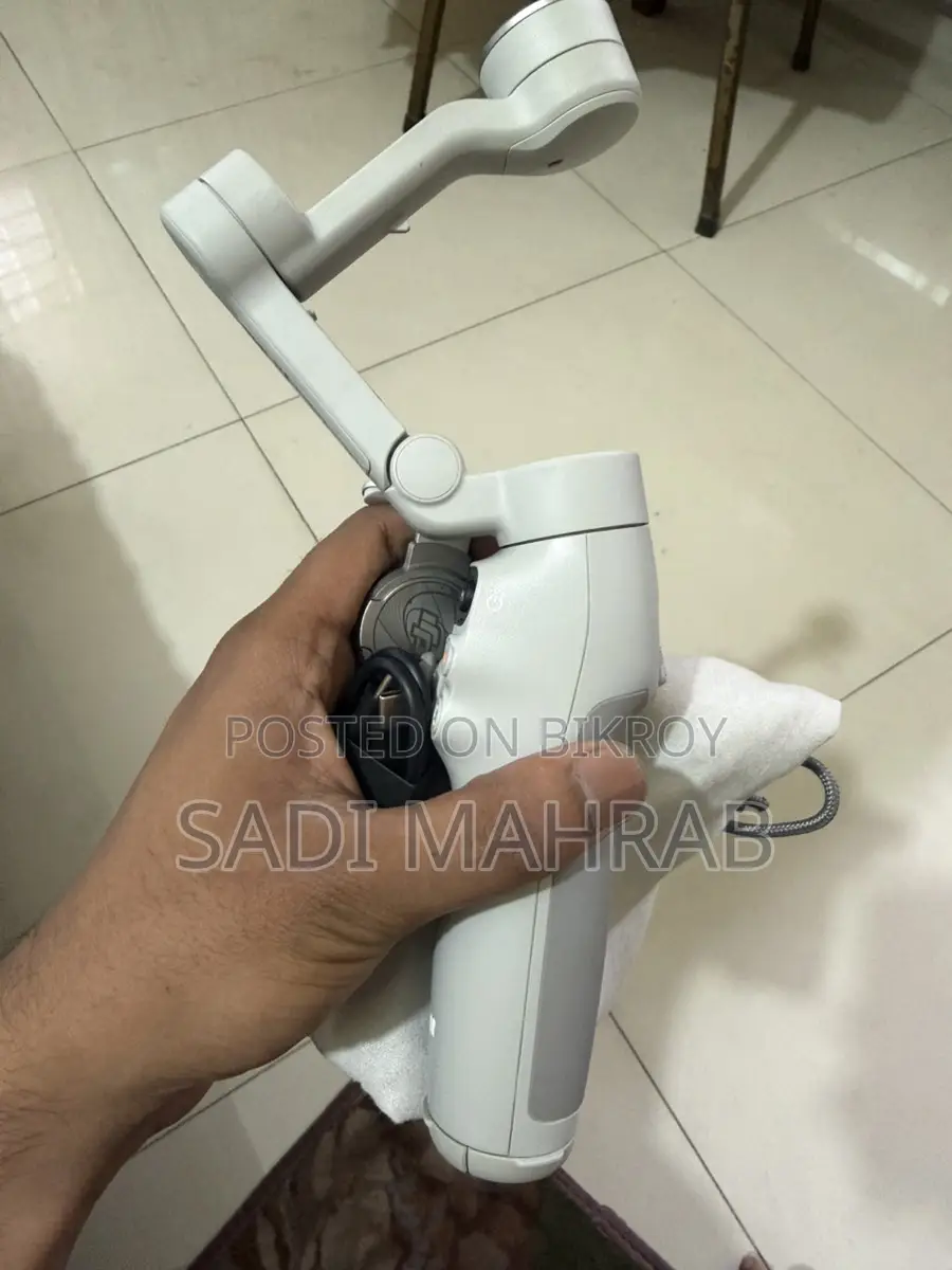 ডিজেআই ওসমো মোবাইল ৭ স্মার্টফোন স্ট্যাবিলাইজার