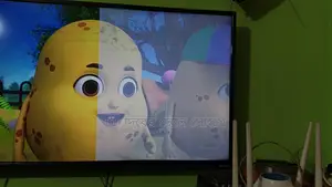 Walton smart TV
