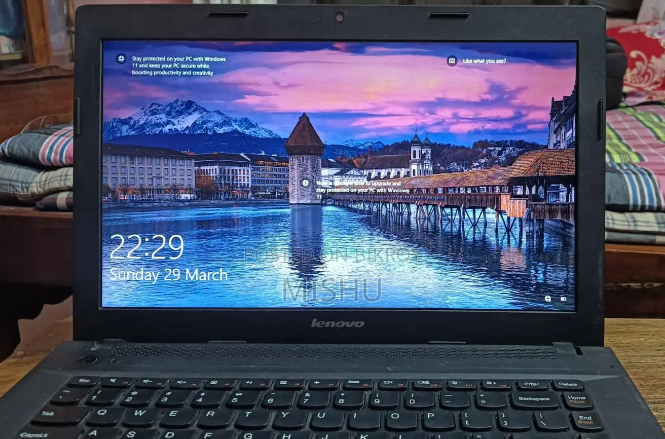 Lenovo IdeaPad G400 Intel HD Graphics Core i3 laptop PC.