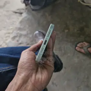অ্যাপল আইফোন ১৫ প্লাস (ব্যবহৃত)
