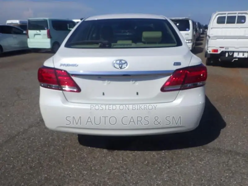Toyota Premio FEX Pearl Color 2020