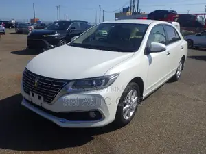 Toyota Premio FEX Pearl Color 2020