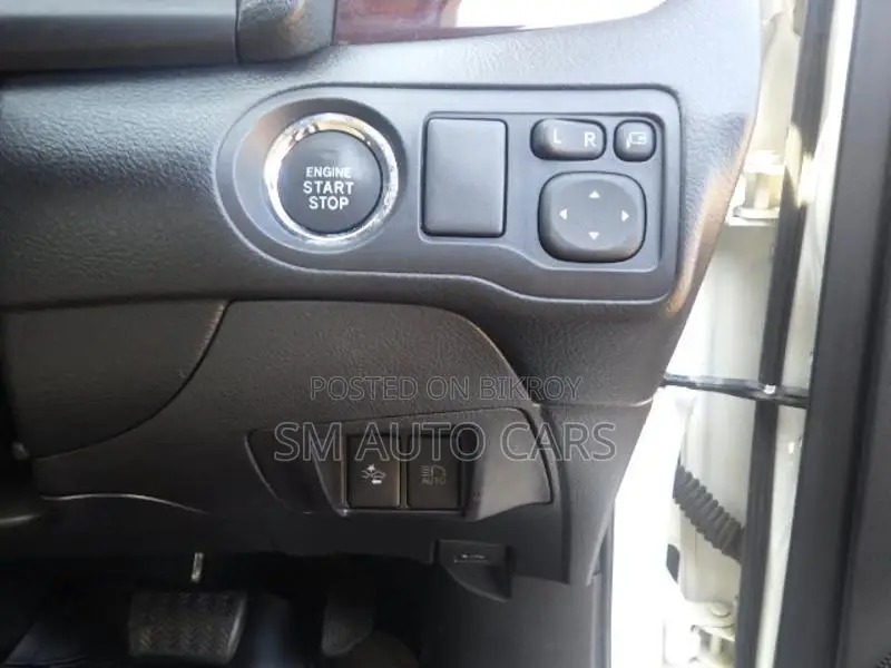 Toyota Premio FEX Pearl Color 2020