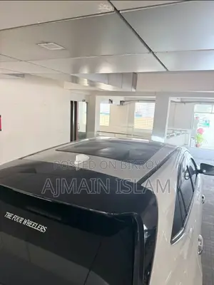 Toyota Harrier 2014