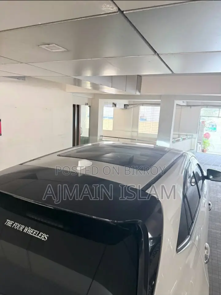 Toyota Harrier 2014