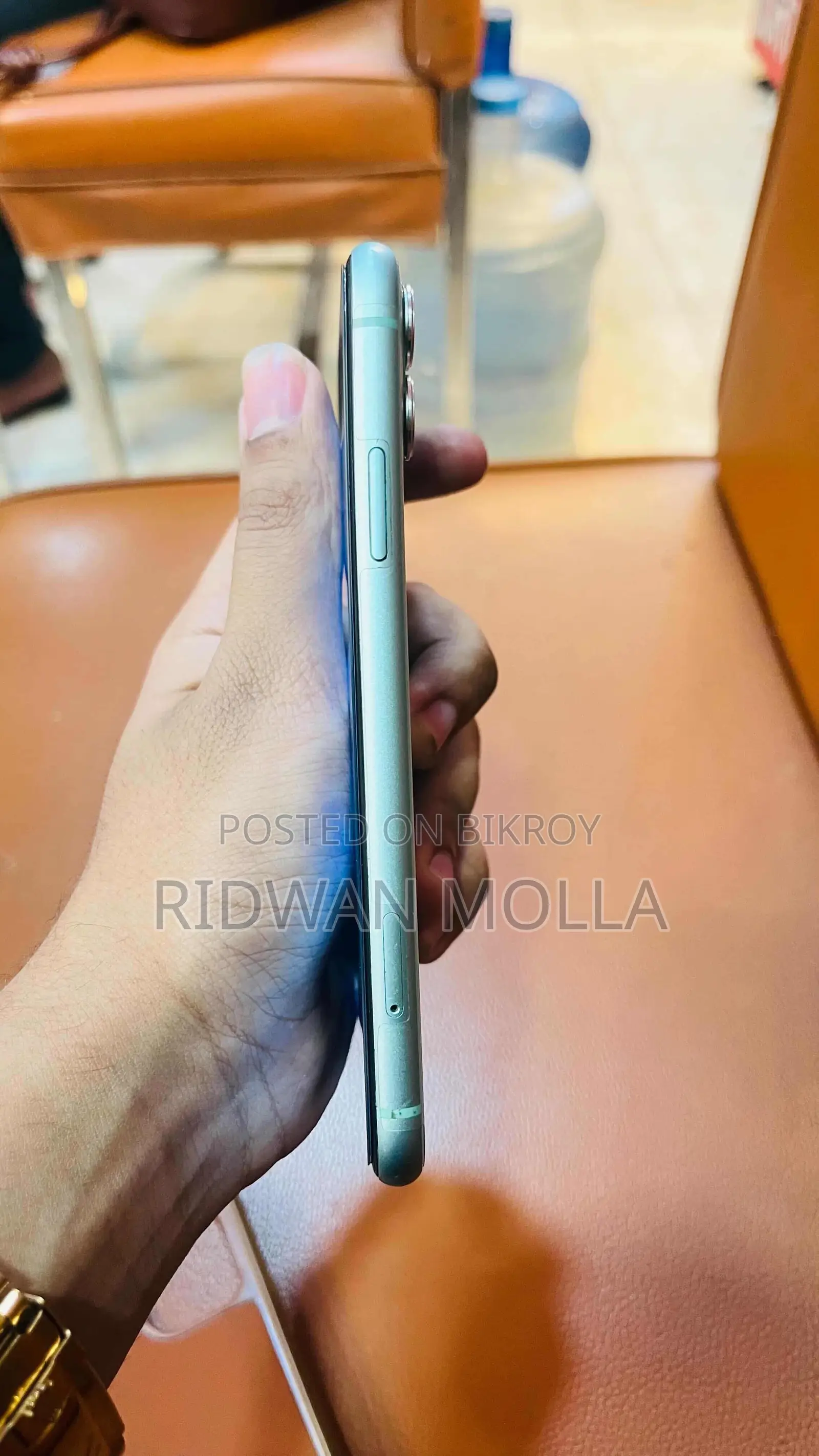 Apple iPhone 11 (Used)