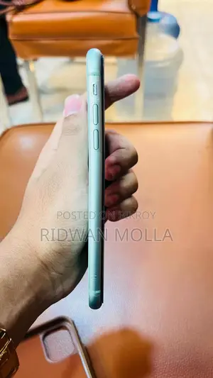 Apple iPhone 11 (Used)