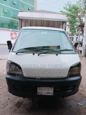 Toyota DYNA 2001