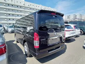 Toyota Hiace SGL Dark Prime (II) 2022