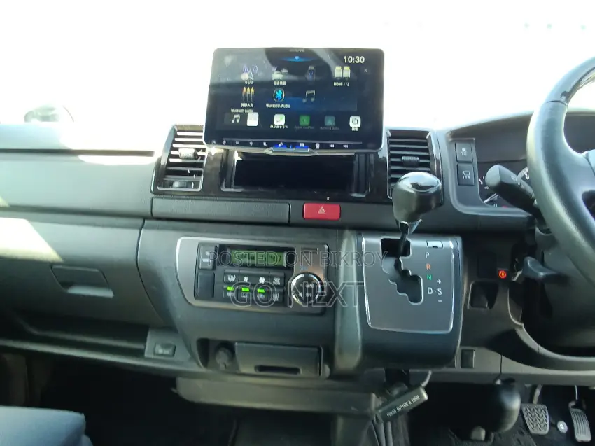 Toyota Hiace SGL Dark Prime (II) 2022