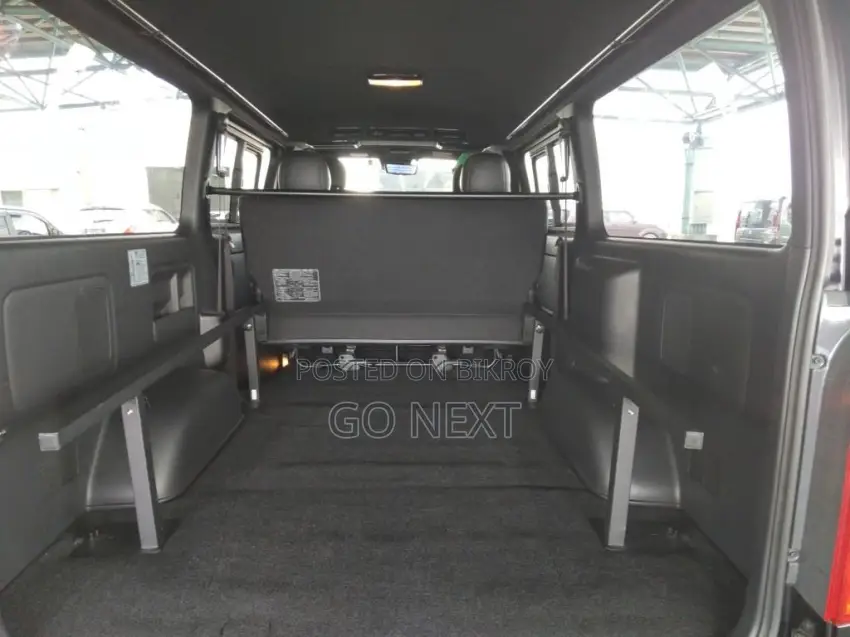 Toyota Hiace SGL Dark Prime (II) 2022