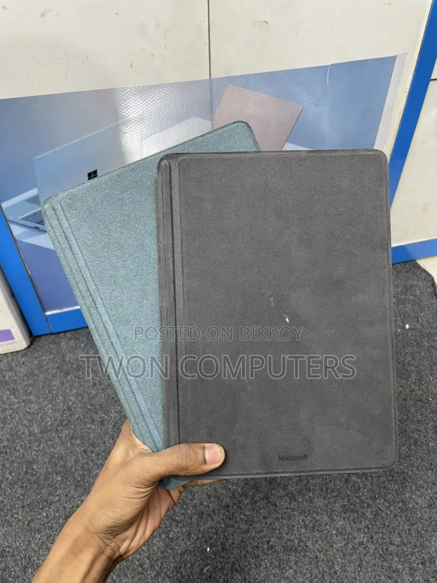 Microsoft Surface Go 1824, 8GB RAM, 128GB SSD, 10.5″ FHD Touch Display