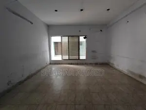 গুলশানে ২৩৫০ বর্গফুটের অফিস স্পেস ভাড়ার জন্য