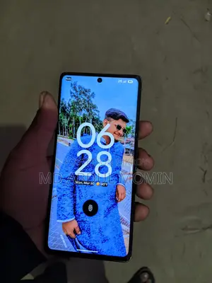 Google Pixel 6 Pro . (Used)
