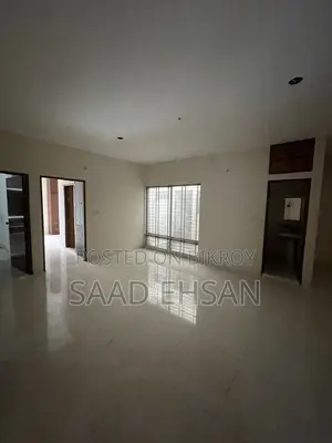 Office To-let | 1780 Sqft Sector -13 Opposite Of Zamzam Tower