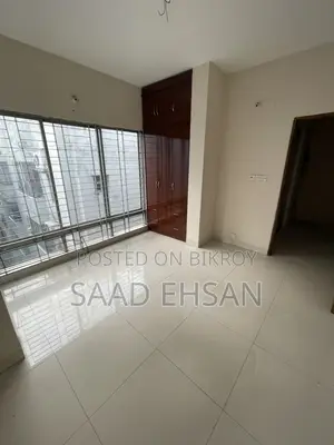 Office To-let | 1780 Sqft Sector -13 Opposite Of Zamzam Tower