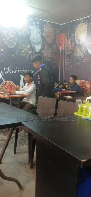 খাবার হোটেল