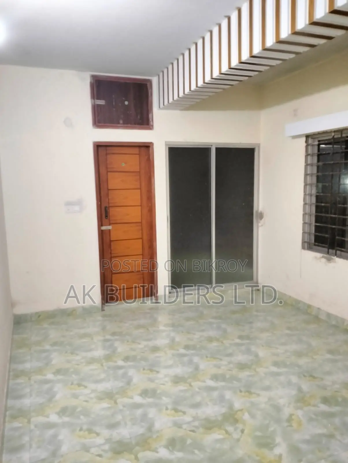 1270 sq. ft. flat for sale on corner plot @ Pallabi