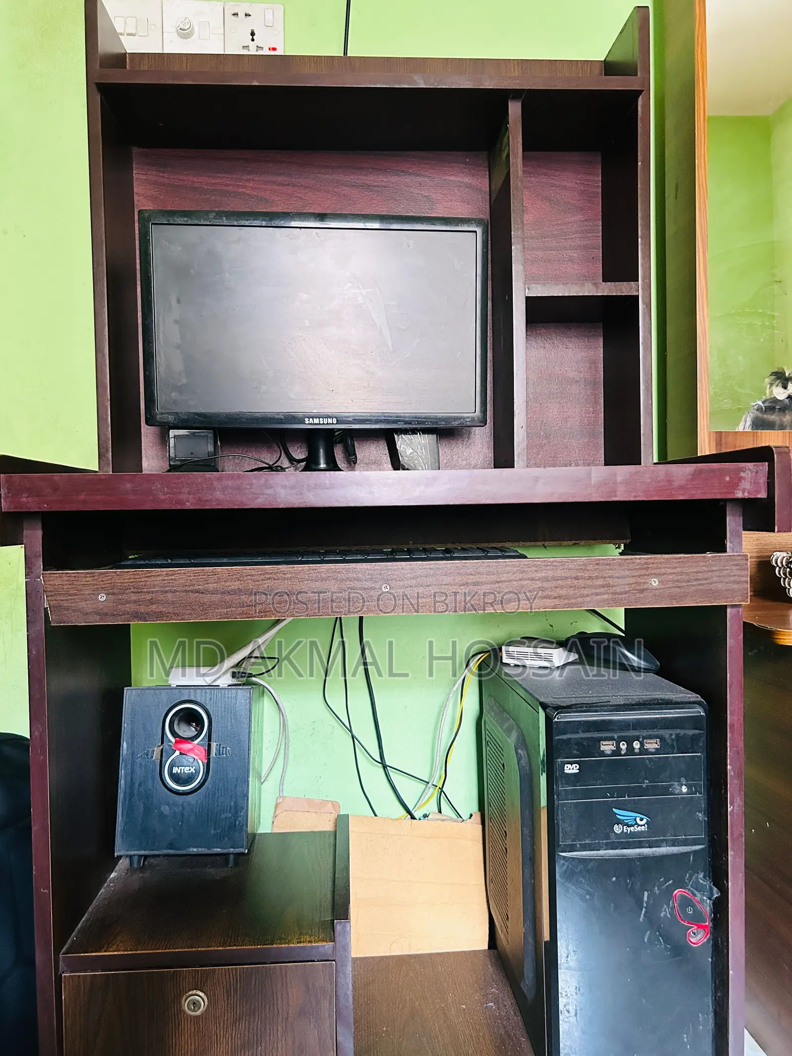 Computer Table