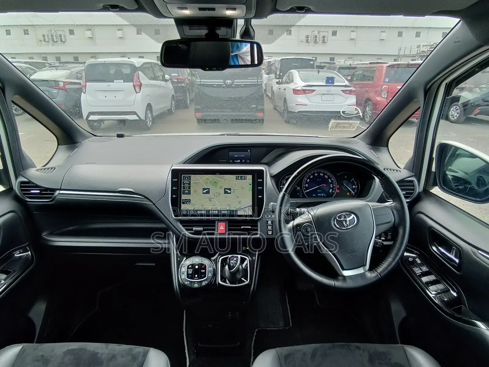 Toyota Esquire Hybrid Gi Premium 2020