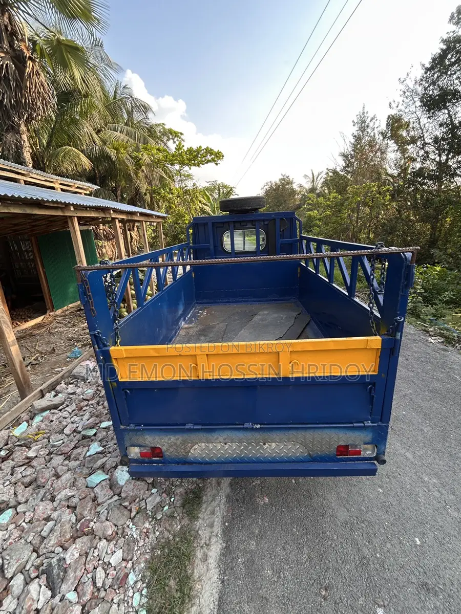 Tata EX2 2016