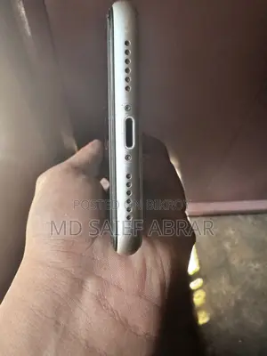 Apple iPhone 11 (Used)