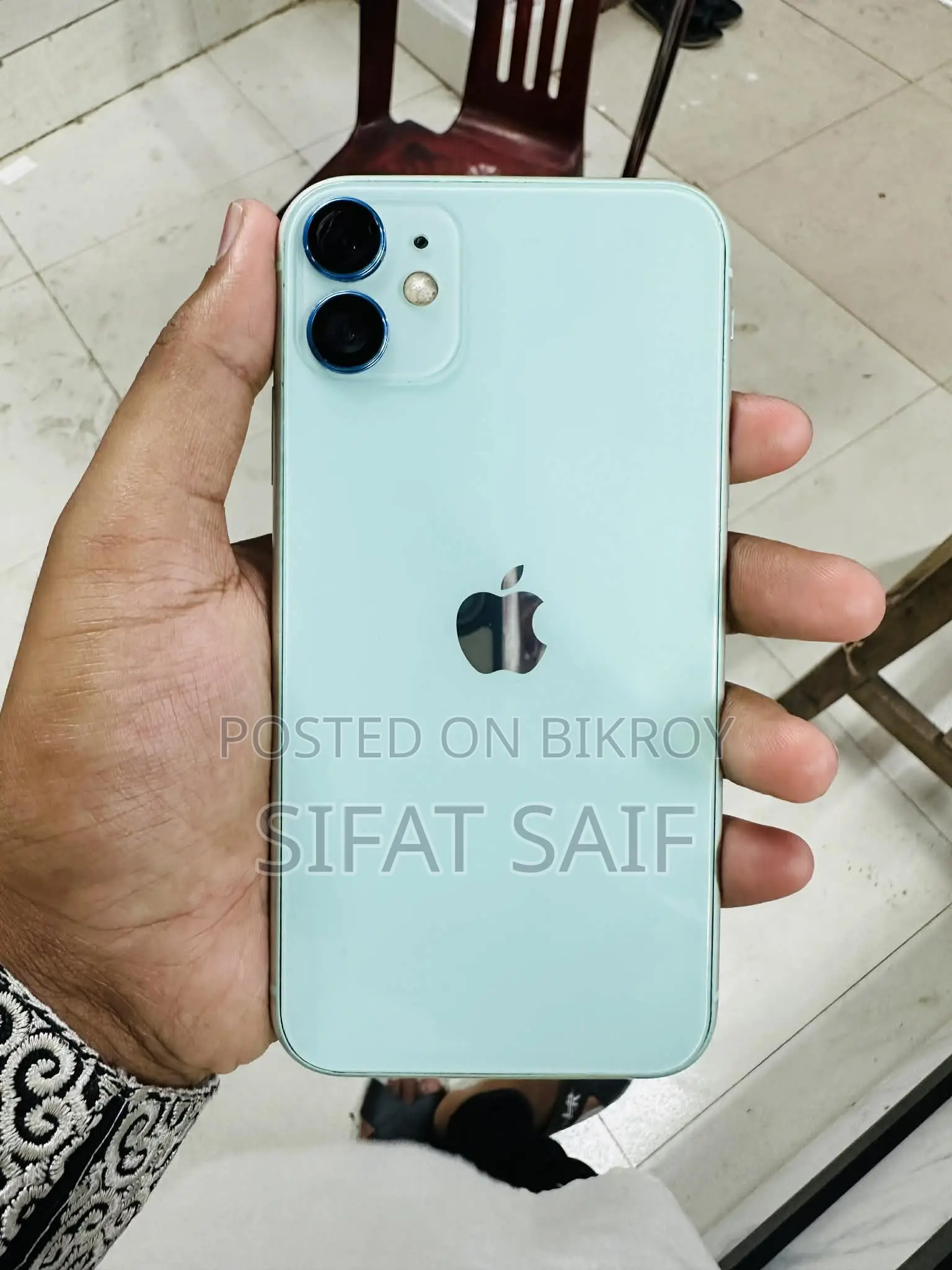 Apple iPhone 11 (Used)