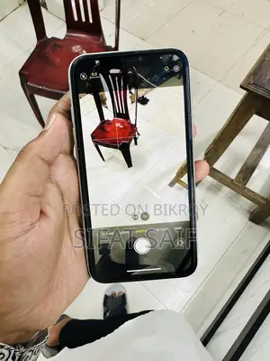 Apple iPhone 11 (Used)