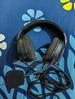 “প্রিমিয়াম সাউন্ড, বাজেট ফ্রেন্ডলি – হেডফোন