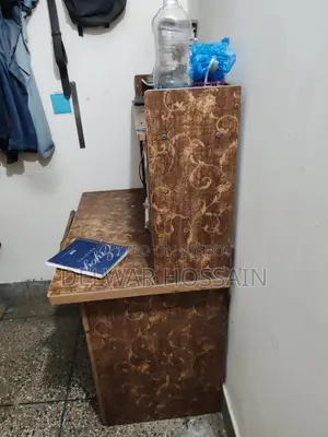 Study Table. Selling because I am moving house, interested buyers can take it.
