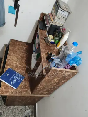 Study Table. Selling because I am moving house, interested buyers can take it.