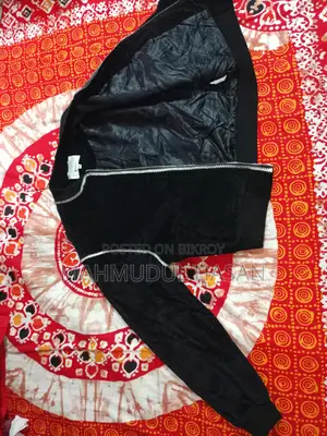 ভেলভেট জ্যাকেট