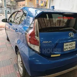 Toyota Aqua Hybrid 2017