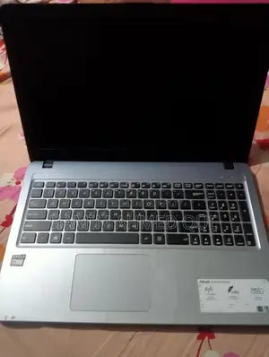 ASUS X540Y LAPTOP