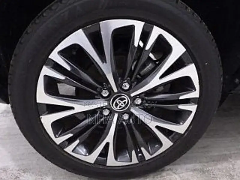 Toyota Yaris Cross Z LEATHER HYBRID 2021