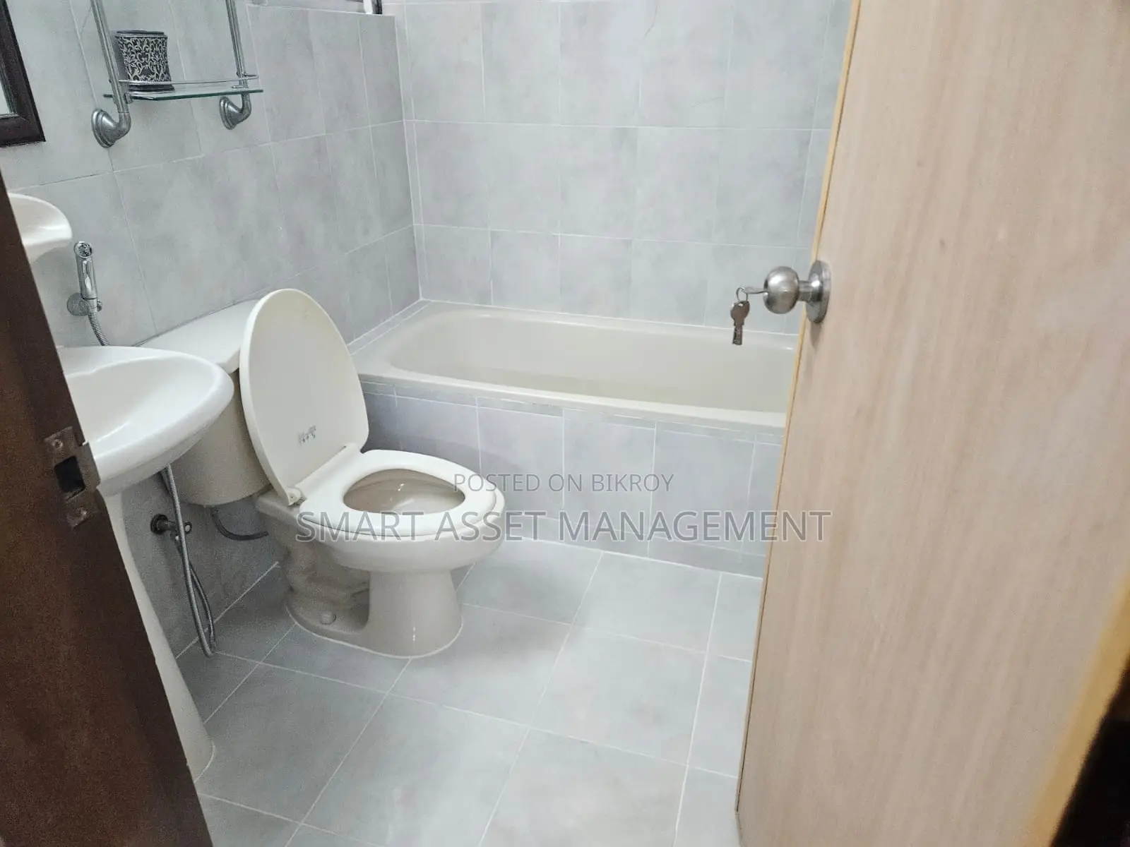 Apartment for Gulshan – Lake View | Spacious Foreigners Preferred