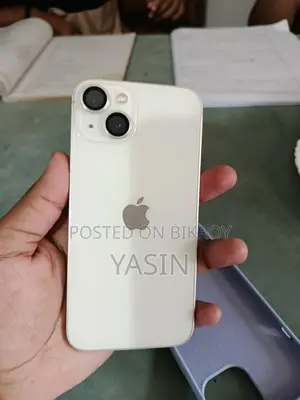 Apple iPhone 13 best (Used)