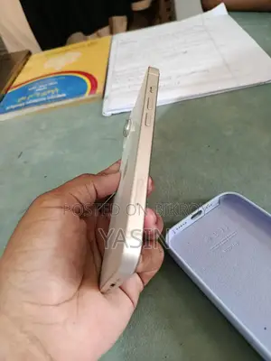 Apple iPhone 13 best (Used)