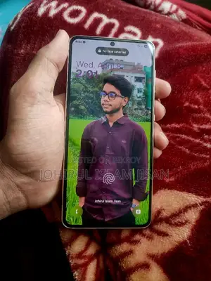 Samsung Galaxy S21 (Used)