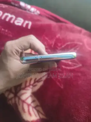 Samsung Galaxy S21 (Used)