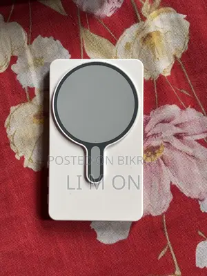 Magnetic Selfie Screen Ultra