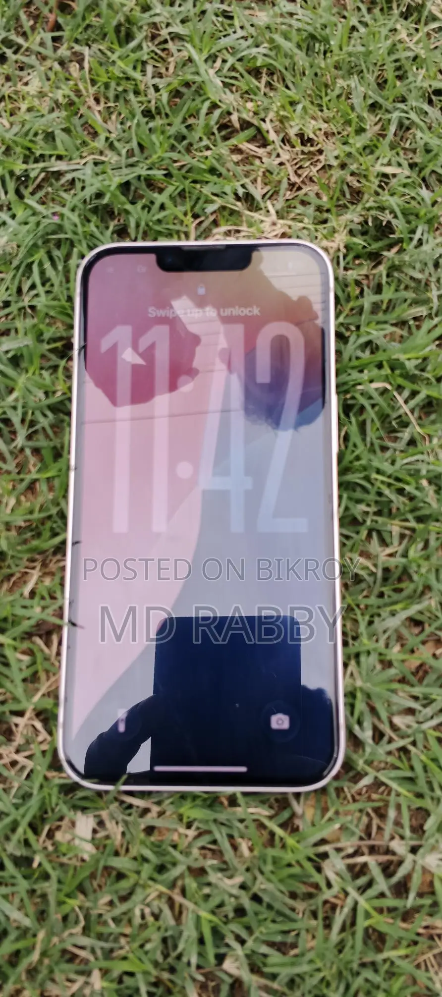 Apple iPhone 13 (Used)
