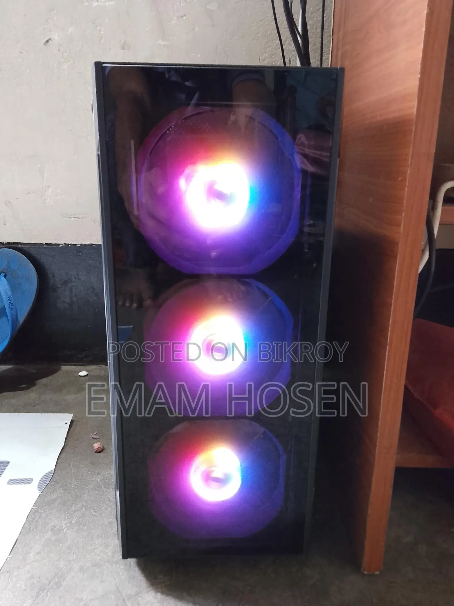 Desktop computer