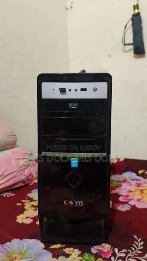 ফ্রেস কন্ডিশনের একটি DELL কম্পিউটার