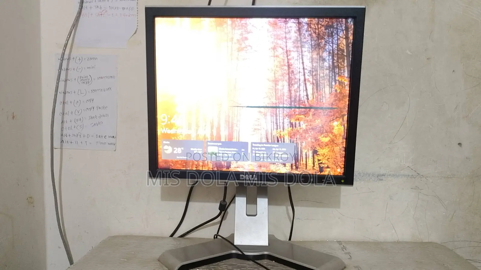 ফ্রেস কন্ডিশনের একটি DELL কম্পিউটার