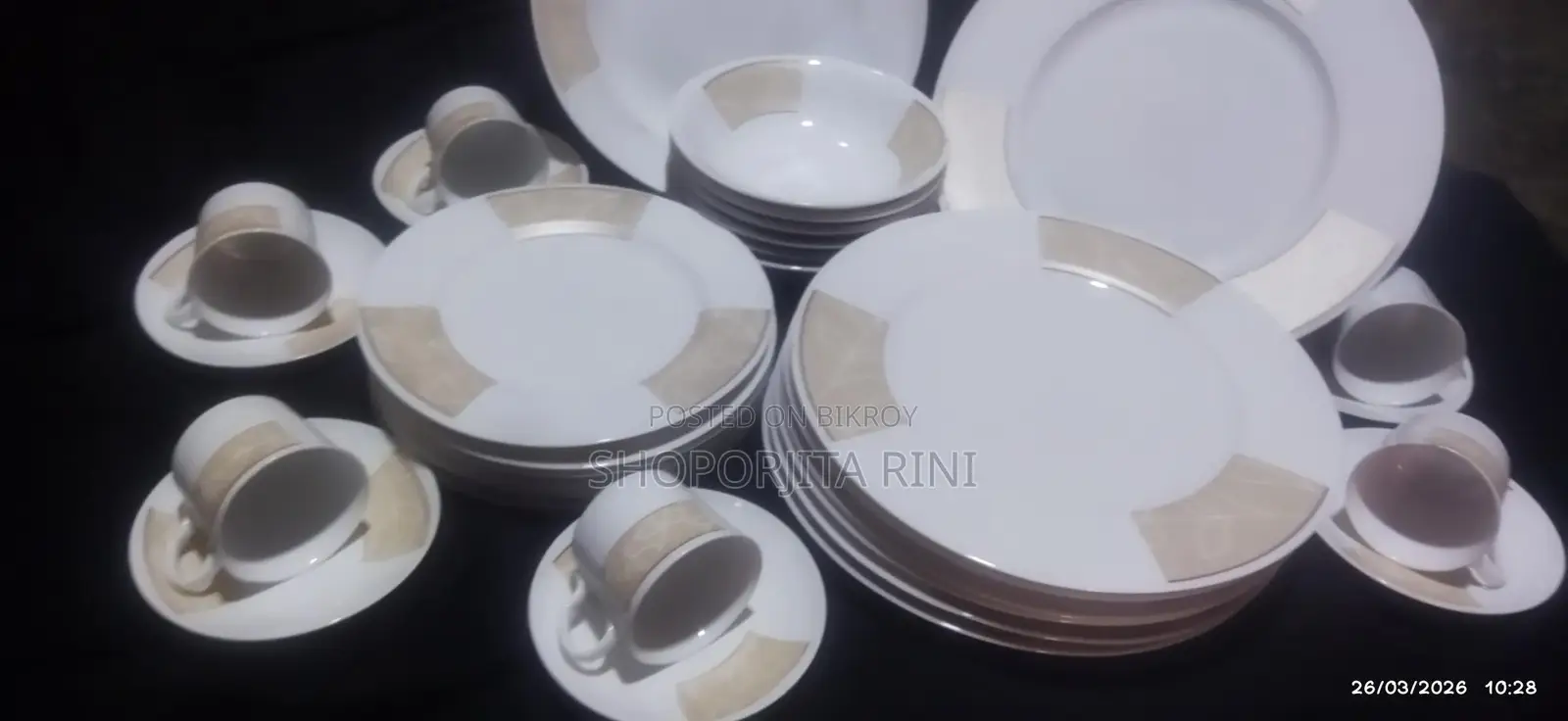 Premium Quality 32-Piece Dinner Set