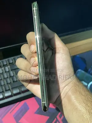 Apple iPhone XS Max (Used)
